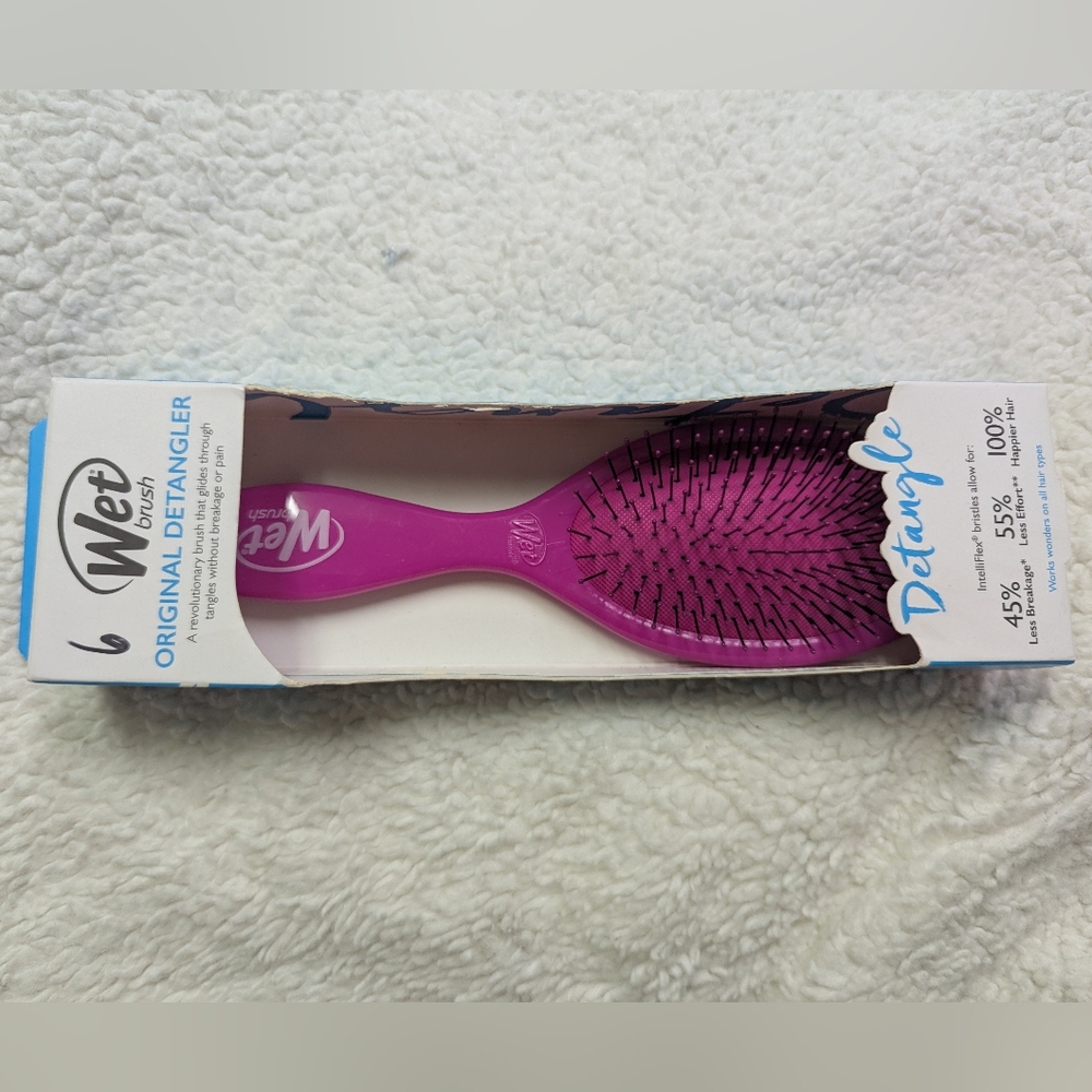 Wet Brush Original Detangler Hair Brush Exclusive Ultrasoft IntelliFlex Bristles